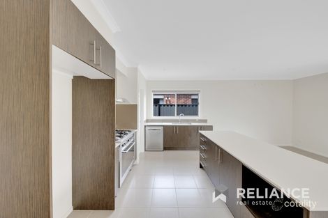 Property photo of 5 Bevan Court Point Cook VIC 3030