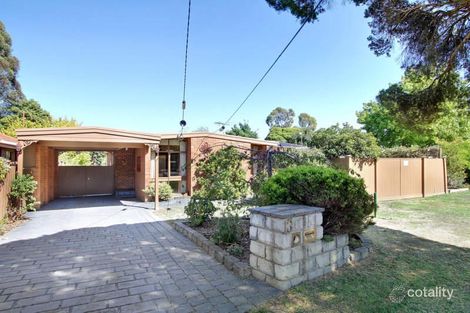 13 Lilian Pde, Ringwood, VIC 3134