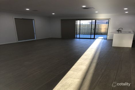 Property photo of 20 Yellowgum Avenue Lyndhurst VIC 3975