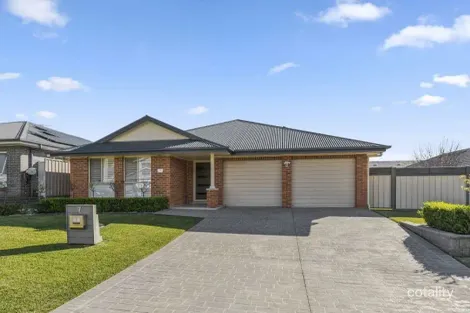 7 Loddon Cct, Albion Park, NSW 2527