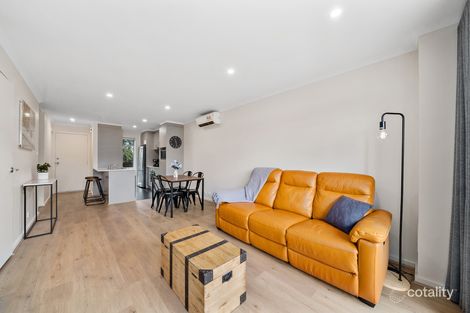 Property photo of 17/11 Castan Street Coombs ACT 2611