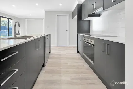 Property photo of 30 Suttor Avenue Caerleon NSW 2850