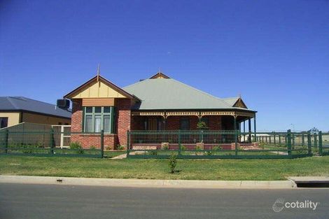 Property photo of 8 Derry Drive Yarrawonga VIC 3730