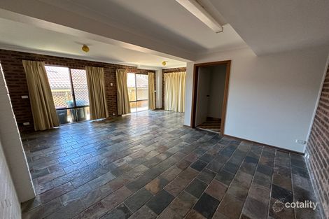 Property photo of 30 Calga Crescent Catalina NSW 2536