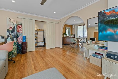 Property photo of 36 Monteith Crescent Endeavour Hills VIC 3802