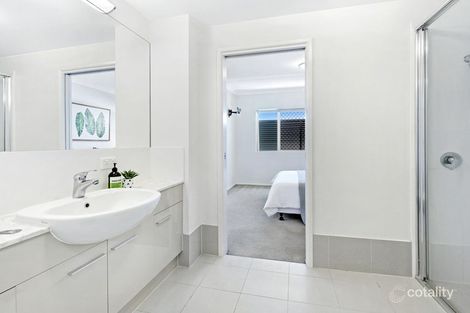 Property photo of 17/39 Frank Street Labrador QLD 4215