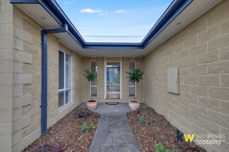 Property photo of 1/18 Fairway Drive Traralgon VIC 3844