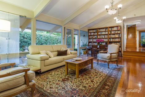 Property photo of 21 Rowitta Drive Glen Waverley VIC 3150