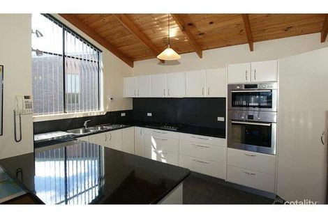 Property photo of 16 Westbury Place Devonport TAS 7310