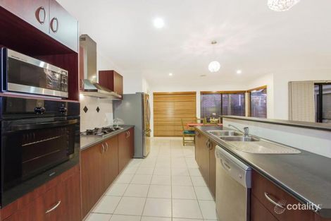 Property photo of 4 Chapel Street Taylors Hill VIC 3037