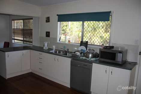 Property photo of 2/110 Boundary Road Indooroopilly QLD 4068