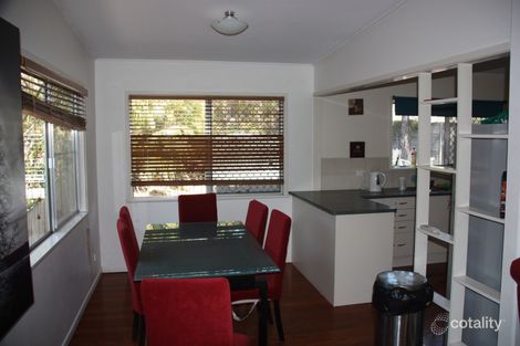 Property photo of 2/110 Boundary Road Indooroopilly QLD 4068