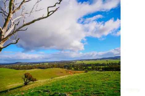 Property photo of 78 Cherry Tree Road Bailieston VIC 3608