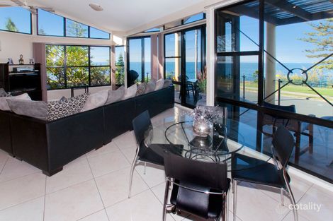 153 Flinders Pde, Scarborough, QLD 4020