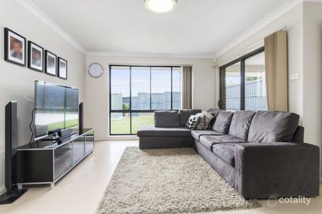 Property photo of 5 Stonequarry Way Carnes Hill NSW 2171