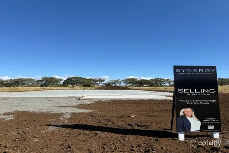 Property photo of 36 Golf View Drive Coral Cove QLD 4670