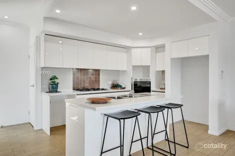 Property photo of 17 Havenside Drive Garbutt QLD 4814