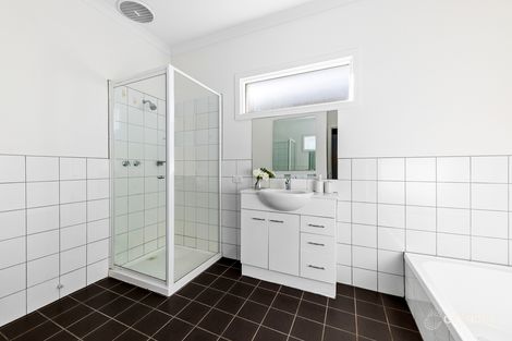 Property photo of 209 Manningham Road Templestowe Lower VIC 3107