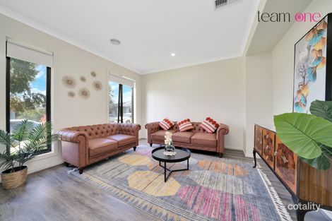 Property photo of 11 Bishopsgate Avenue Tarneit VIC 3029