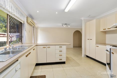 Property photo of 20 Hillier Court Flinders View QLD 4305