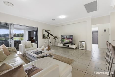 Property photo of 17 The Landing Banksia Beach QLD 4507