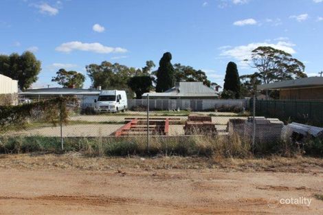 Property photo of 39 Bates Street Merredin WA 6415