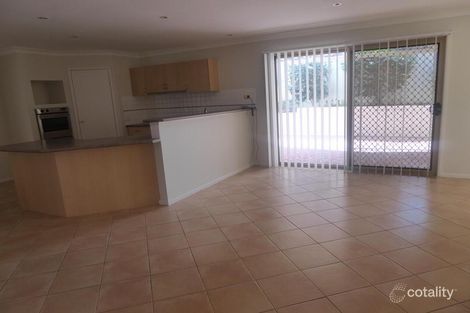Property photo of 6 Hallen Place West Hoxton NSW 2171