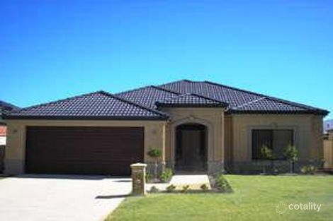 31 Gillings Pde, Wattle Grove, WA 6107