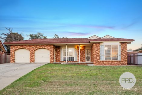Property photo of 7 Minya Place Glenfield Park NSW 2650