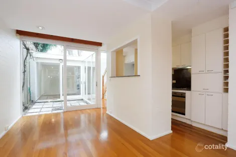 Property photo of 102 Garden Street Alexandria NSW 2015