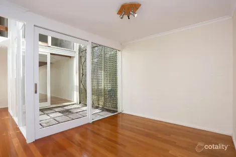 Property photo of 102 Garden Street Alexandria NSW 2015