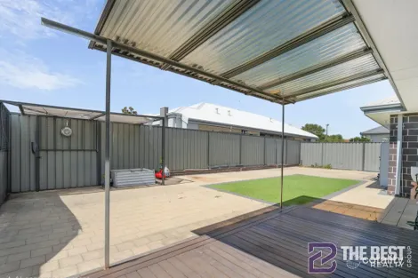 Property photo of 52 Makybe Boulevard Byford WA 6122