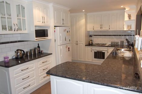 Property photo of 19 Jennifer Crescent Bayswater North VIC 3153