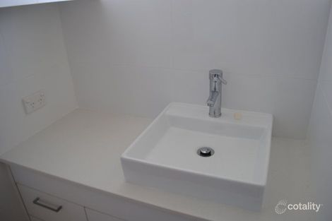 Property photo of 13/11 Old Burleigh Road Surfers Paradise QLD 4217