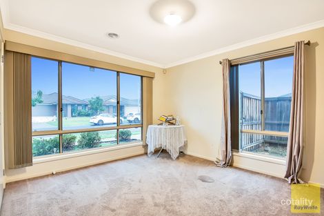 Property photo of 11 Merivale Drive Truganina VIC 3029