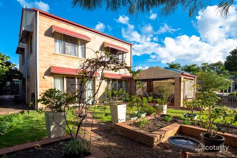 Property photo of 17 Kingfisher Parade Toogoom QLD 4655