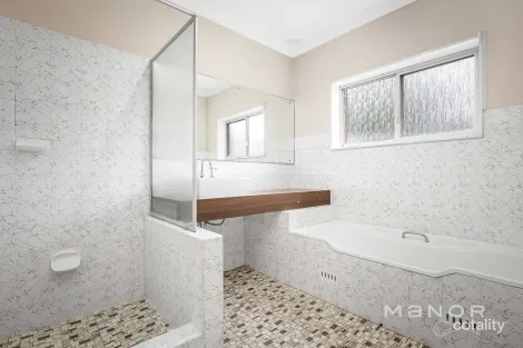 Property photo of 16 Priory Court Baulkham Hills NSW 2153