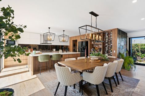 38 Fremar St, Broadbeach Waters, QLD 4218