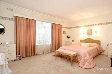 31 Donald Rd, Burwood, VIC 3125