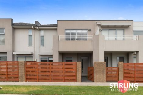 Property photo of 19 Belfort Lane Cranbourne VIC 3977