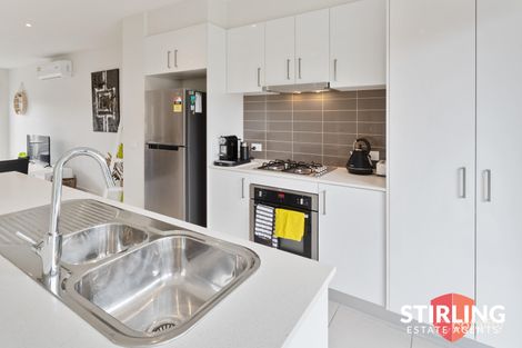 Property photo of 19 Belfort Lane Cranbourne VIC 3977