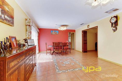 Property photo of 14 Prentice Court Roxburgh Park VIC 3064