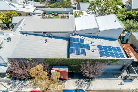 Property photo of 8 Tuckfield Street Fremantle WA 6160