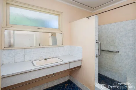 Property photo of 191 Gooseberry Hill Road Maida Vale WA 6057