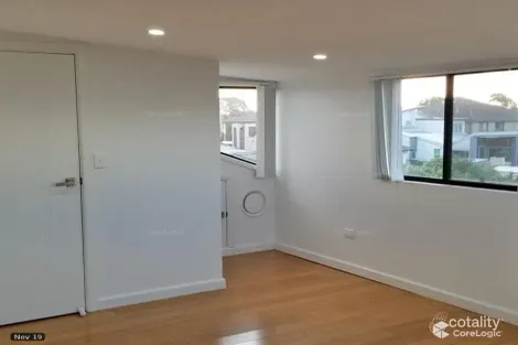 Property photo of 27 Mount Avenue Roselands NSW 2196