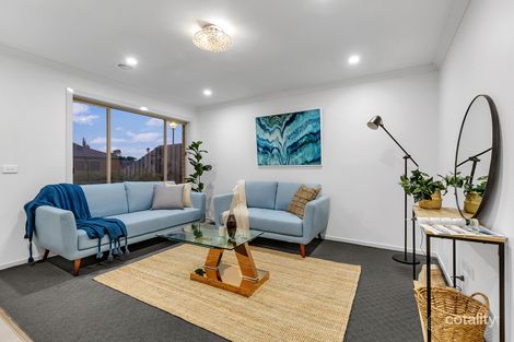 Property photo of 56 Szer Way Carrum Downs VIC 3201