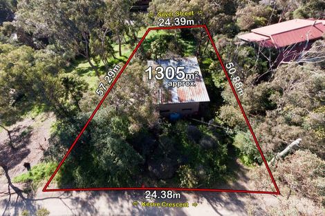 Property photo of 24 Kerrie Crescent Eltham VIC 3095