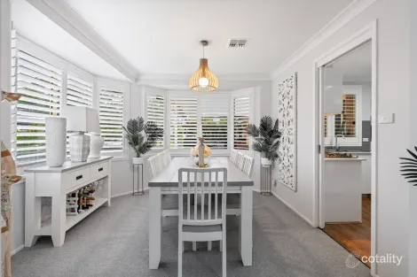 Property photo of 1 Bensley Close Lake Haven NSW 2263