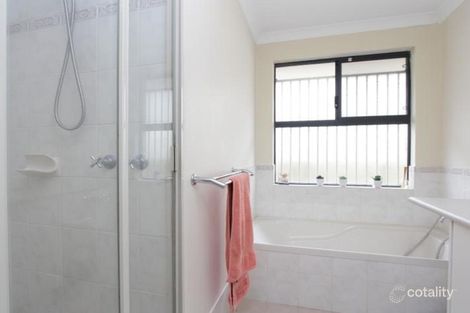 3/6 Whiteside St, Cloverdale, WA 6105