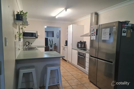 9 Saxonvale Ct, New Auckland, QLD 4680